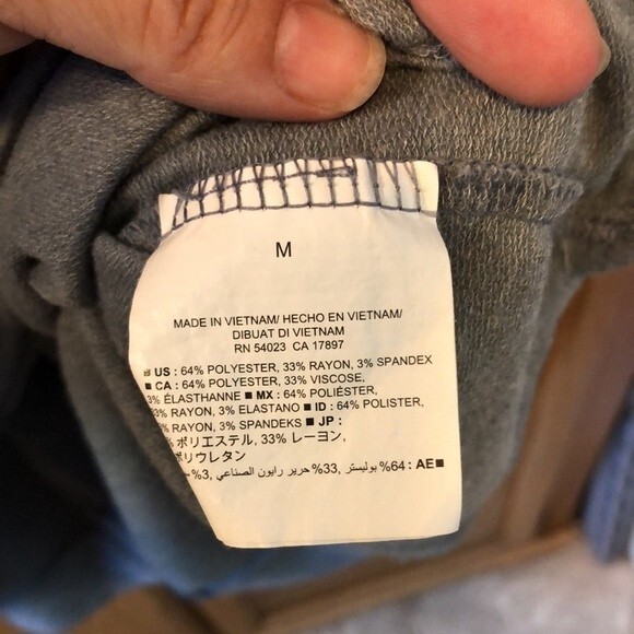 Old navy sweatshirt size medium lightweight oversized - Picture 4 of 4